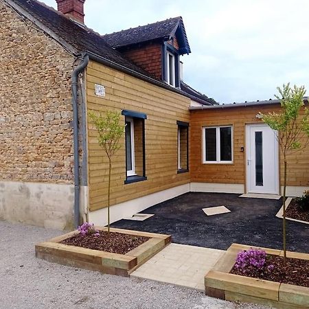 Maison De Campagne Avec Cour Sees Exterior photo